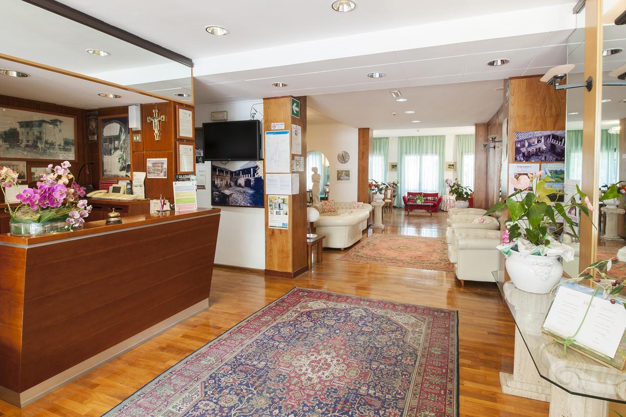 Hotel Rinascente К'янчіано-Терме Екстер'єр фото